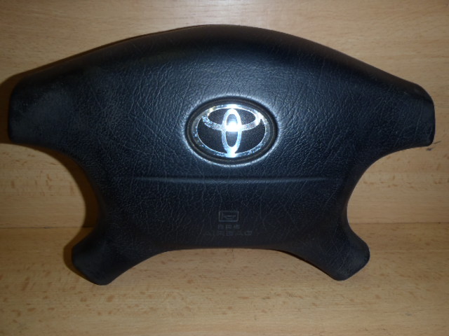Airbag řidiče Toyota Avensis