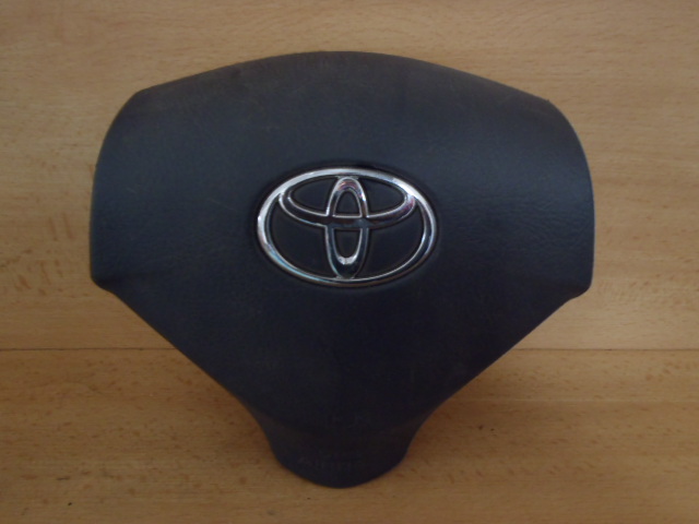 Airbag řidiče Toyota Corolla Verso II