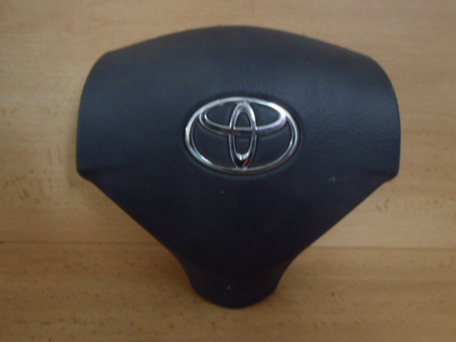 Airbag řidiče Toyota Corolla Verso II