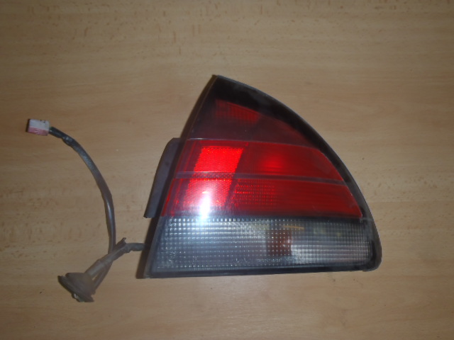 Zadní světlo Corolla P. 1992-1997 liftback 