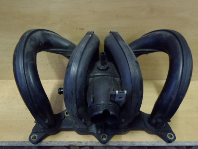 Sání Toyota Yaris Japonsko