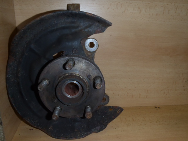 Těhlice Carina E P.bez ABS