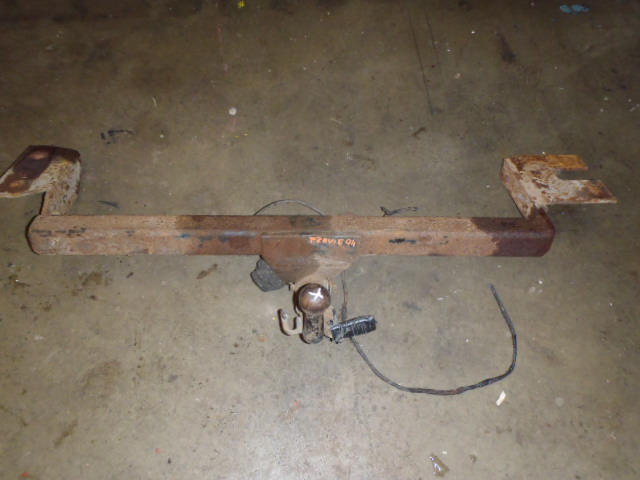 Tažné zařízení Previa