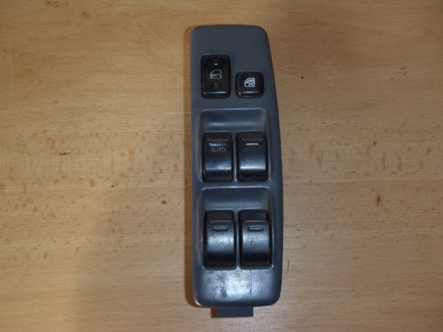 Ovládání oken řidič