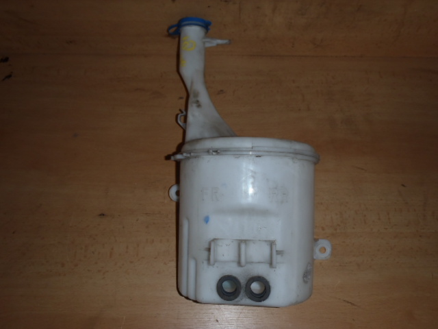 Nádobka ostřikovačů francie 