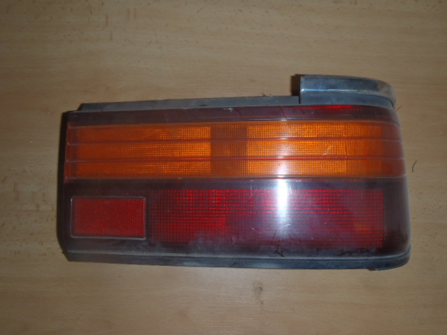 Zadní světlo Camry P.1986-1991 sedan