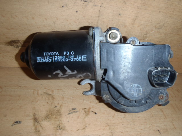 Motorek předních stěračů