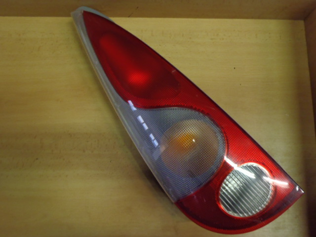 Zadní světlo Yaris Verso L. 1999-2003