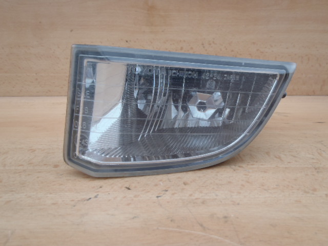 Přední mlhovka RAV4 L. 2000-2003