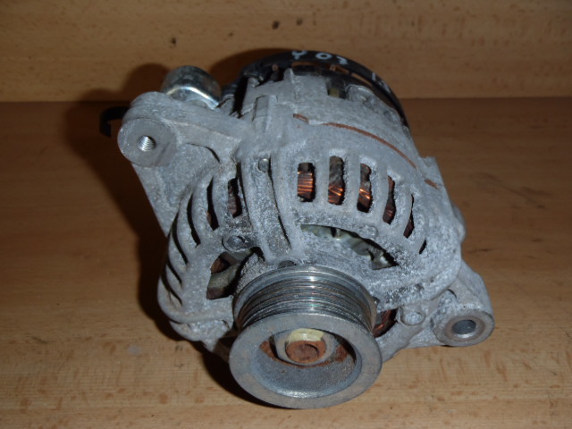 Alternátor Yaris 1.3