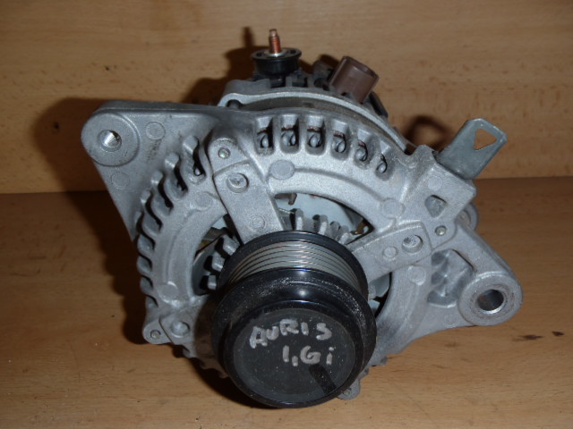 Alternátor Auris 1.6 VVT-i