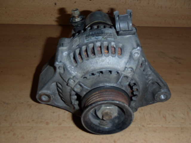 Alternátor Camry 2.2i