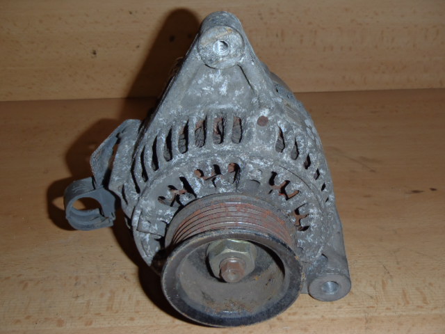 Alternátor Camry 3.0i