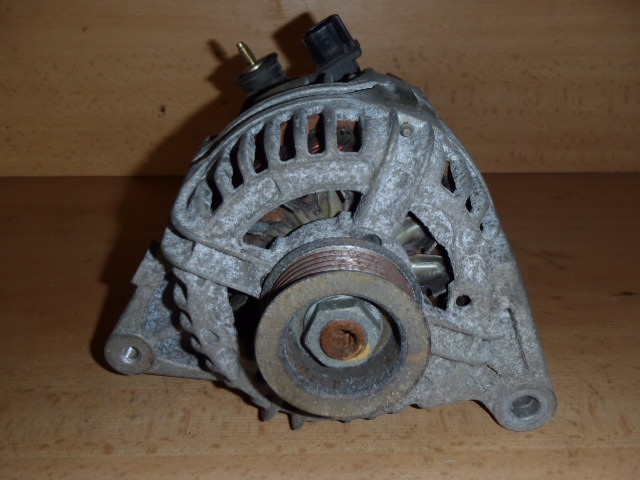 Alternátor Corolla 1.6 VVT-i