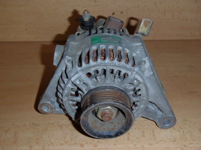 Alternátor Corolla 1.8 VVTL-i