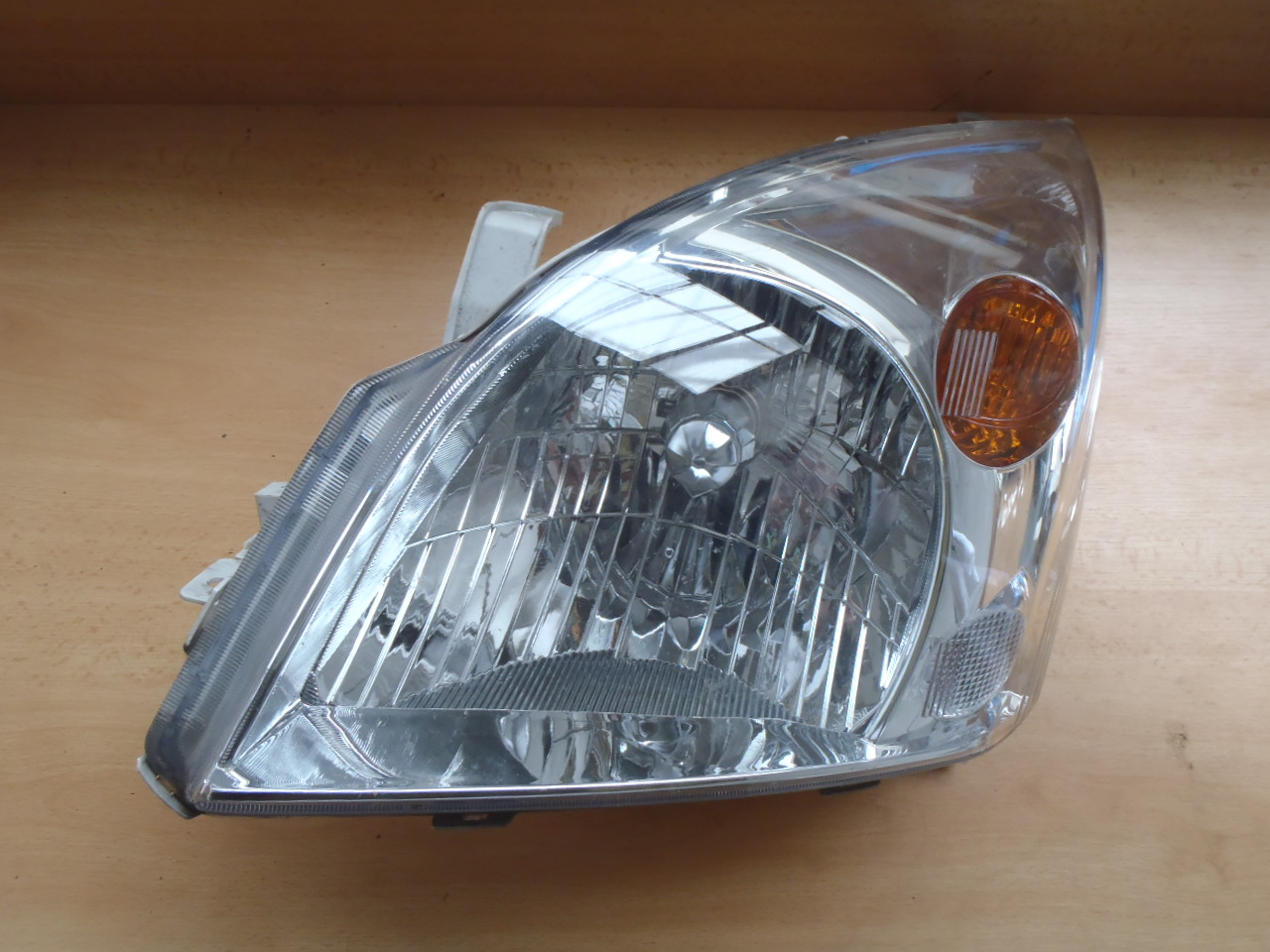 Přední světlo LC 120 L.replika