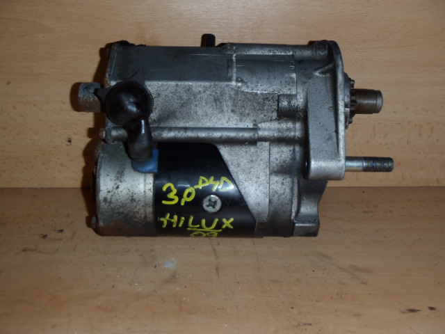 Startér Hilux 3.0 D4D