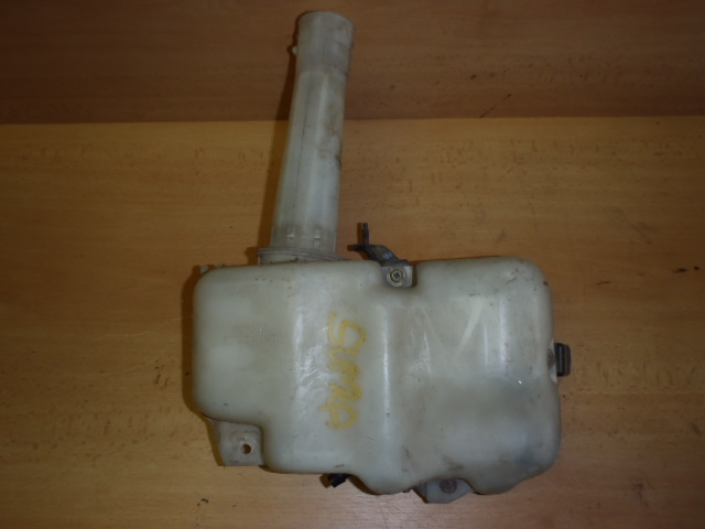 Nádobka ostřikovačů Supra 1988-1992