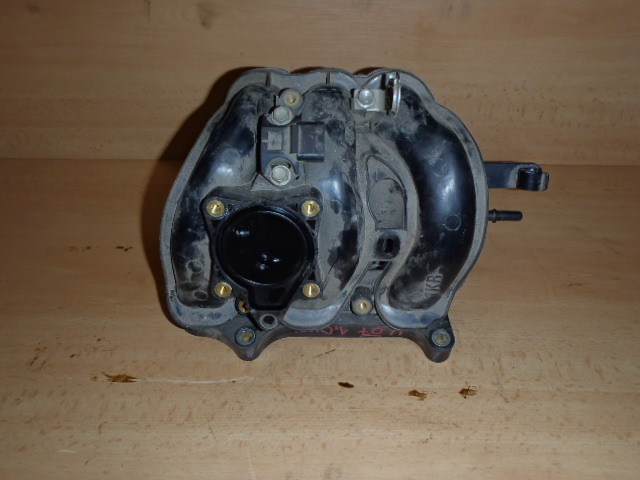 Sání motoru Yaris 1.0 VVT-i