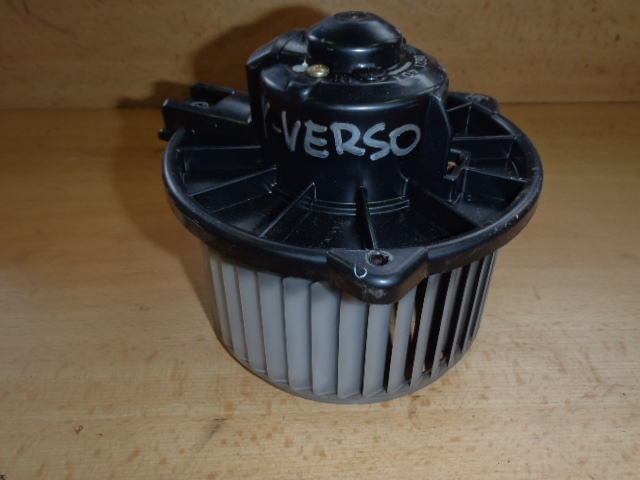 Ventilátor topení Yaris Verso