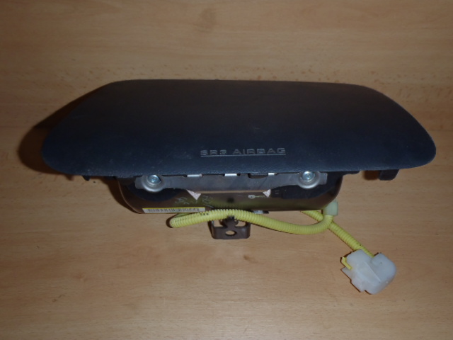 Airbag spolujezdce RAV4 