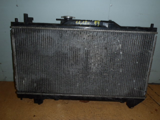 Chladič Avensis 1.6,1.8i
