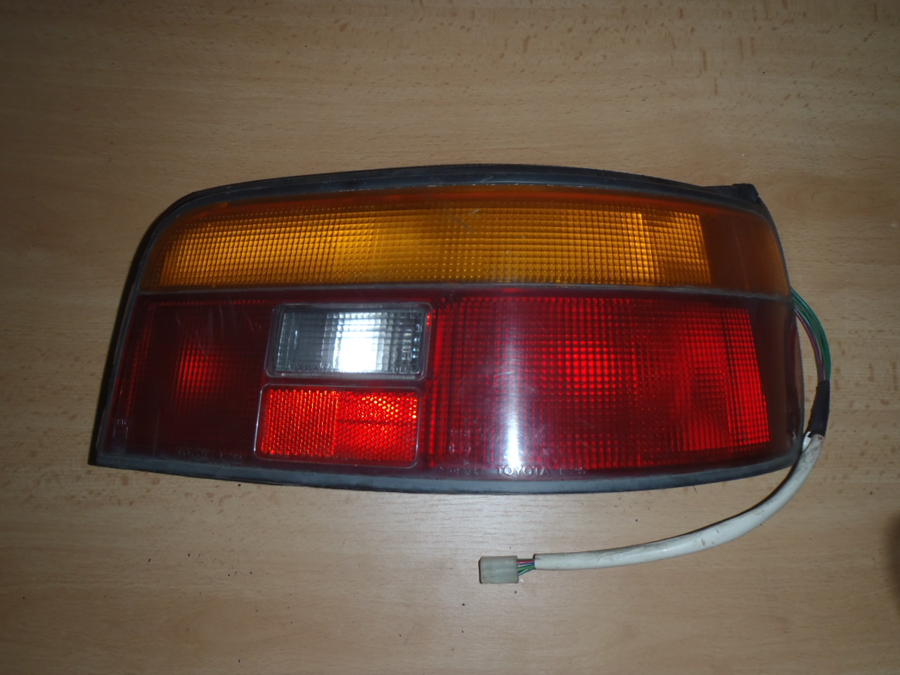 Zadní světlo Corolla P.1988-1992 hatchback