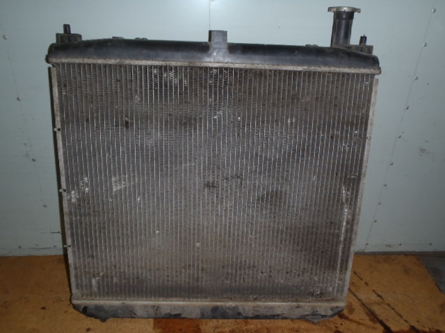 Chladič Hiace 2.4 TD