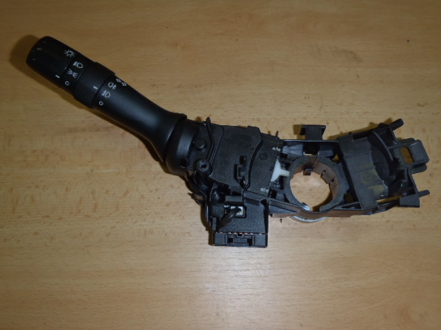 Ovládání světel Toyota Hilux 3.0 D4D automat