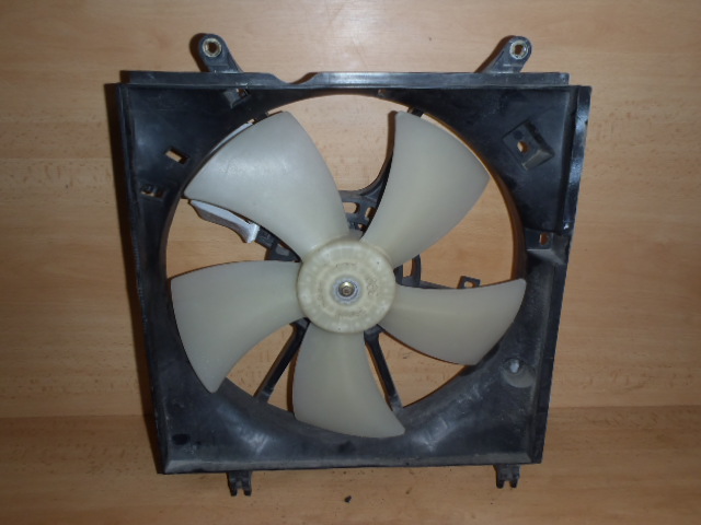 Ventilátor Toyota RAV4 2.0 VVT-i