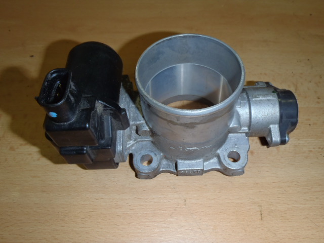 Klapka k intercooleru Toyota Hilux 3.0 D4D automat