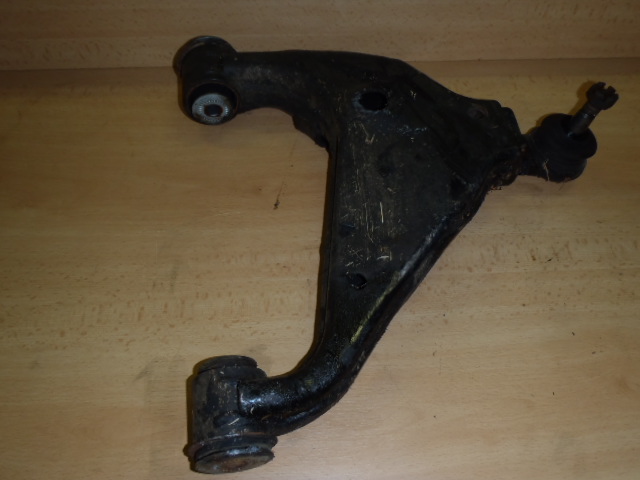 Spodní rameno P Toyota Hilux 3.0 D4D automat