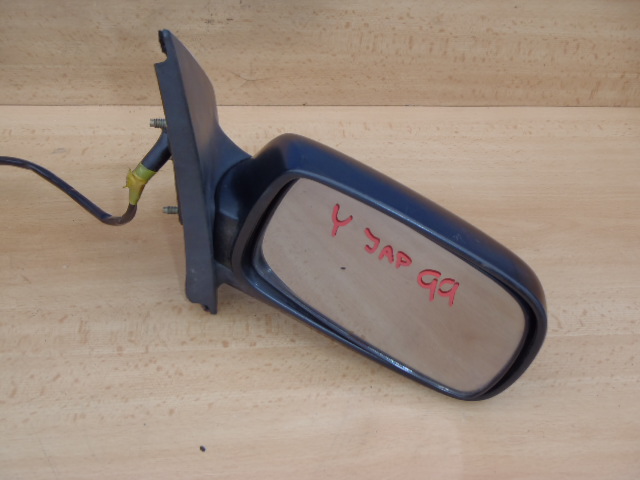 Zpětné  zrcátko Toyota Yaris 1998-2002 Japonsko P.