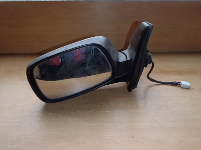 Zpětné  zrcátko Toyota Corolla 2004-2007 L.