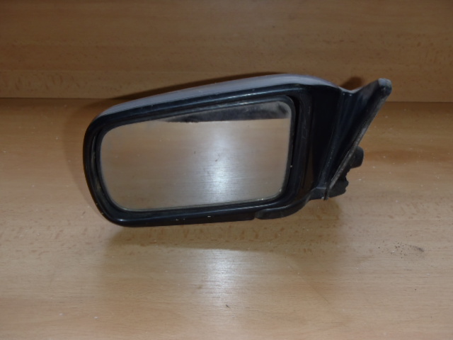 Zpětné  zrcátko Toyota Camry 1986-1991 L.