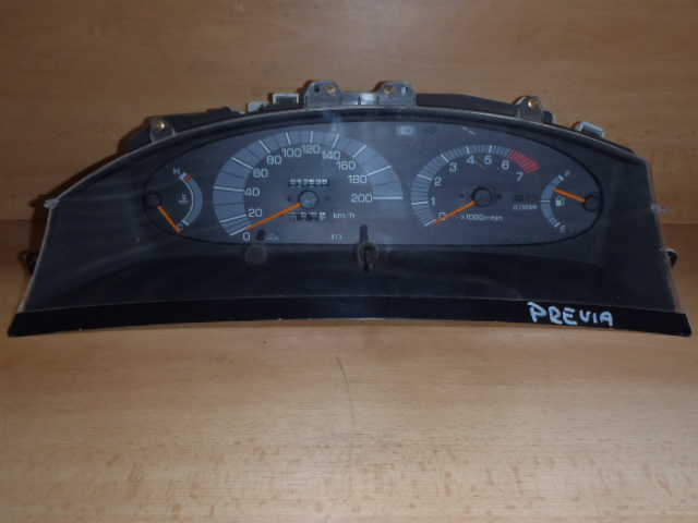 Přístrojová deska Toyota Previa R13