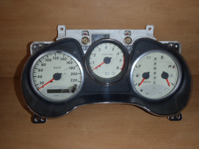 Přístrojová deska Toyota RAV4 D05-c