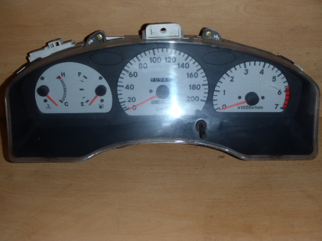 Přístrojová deska Toyota Paseo L17