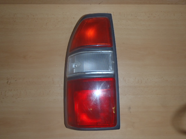 Zadní světlo Land Cruiser 90 L.
