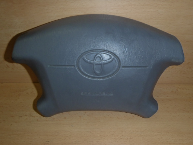 Airbag řidiče  Toyota Corolla