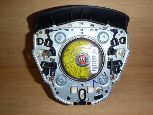 Airbag řidiče Toyota Verso