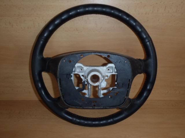 Volant Toyota Avensis Verso