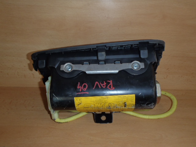 Airbag spolujezdce Toyota RAV4