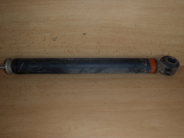 Zadní tlumič  Toyota Yaris Verso 