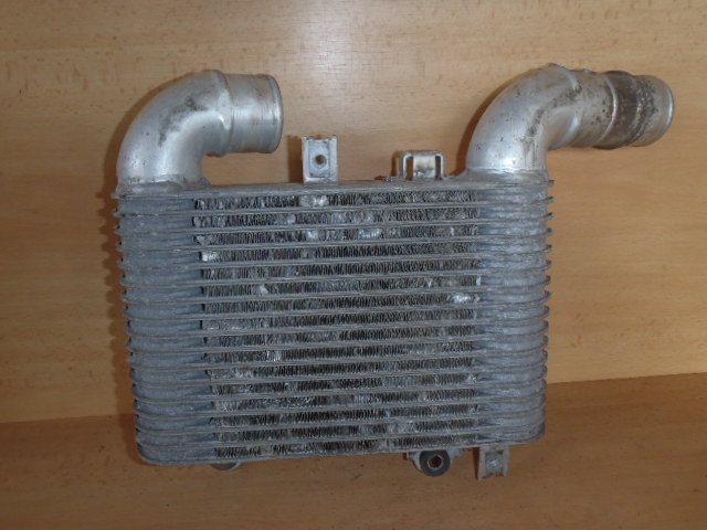 Intercooler D4D Toyota Avensis Verso