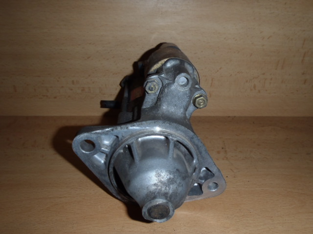 Startér Celica  2000-2006 
