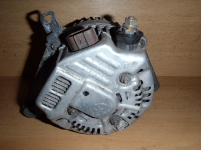 Alternátor  Celica L. 2000-2006 