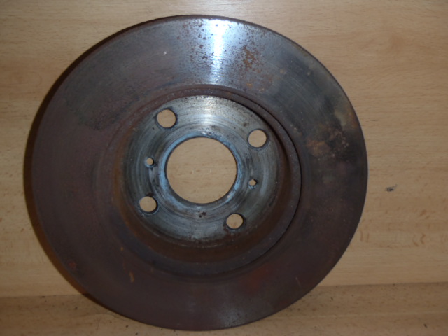 Kotouč Yaris P.  1998-2006