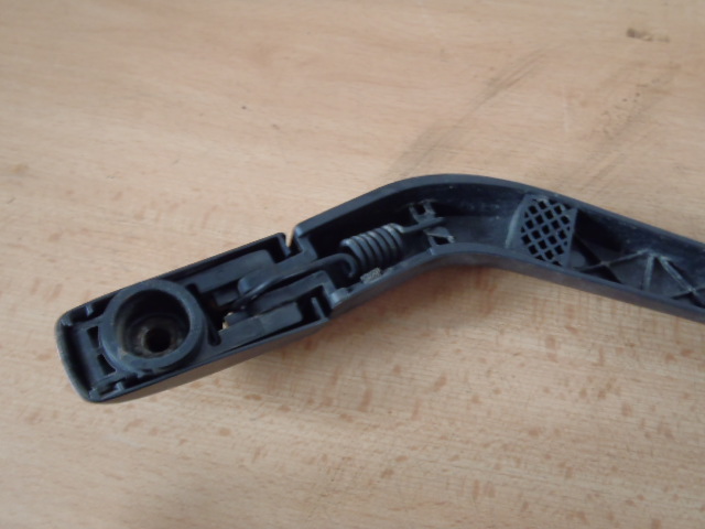 Zadní stěrač Auris