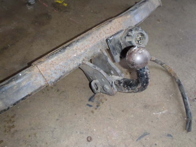 Tažné zařízení  Toyota Hilux